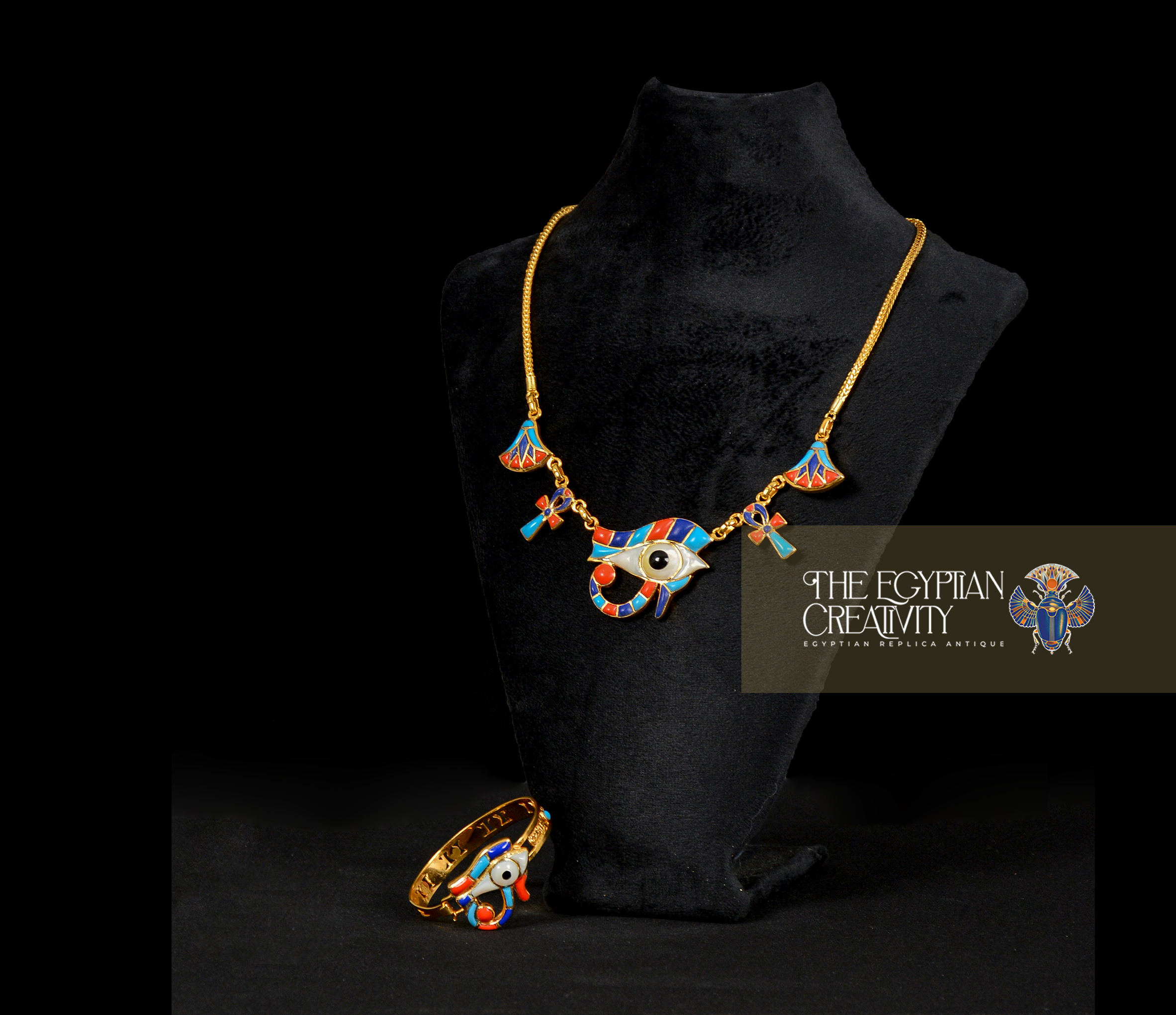 Jewelry set of hour’s eyes